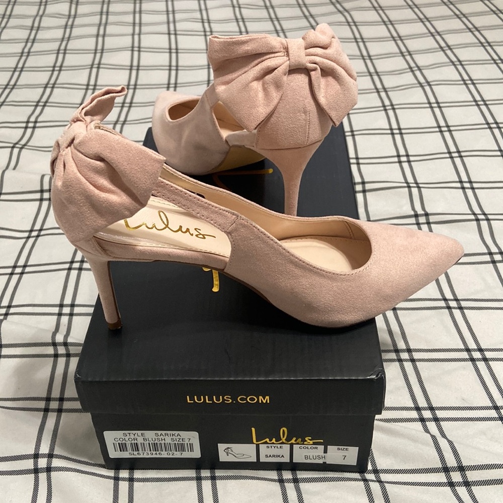 Lulus Sarika Blush Suede Pointed - toe sling back Bow pumps